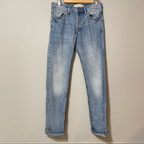 LOGG H&M Light Wash Straight Leg Jeans 31 - Picture 1 of 10